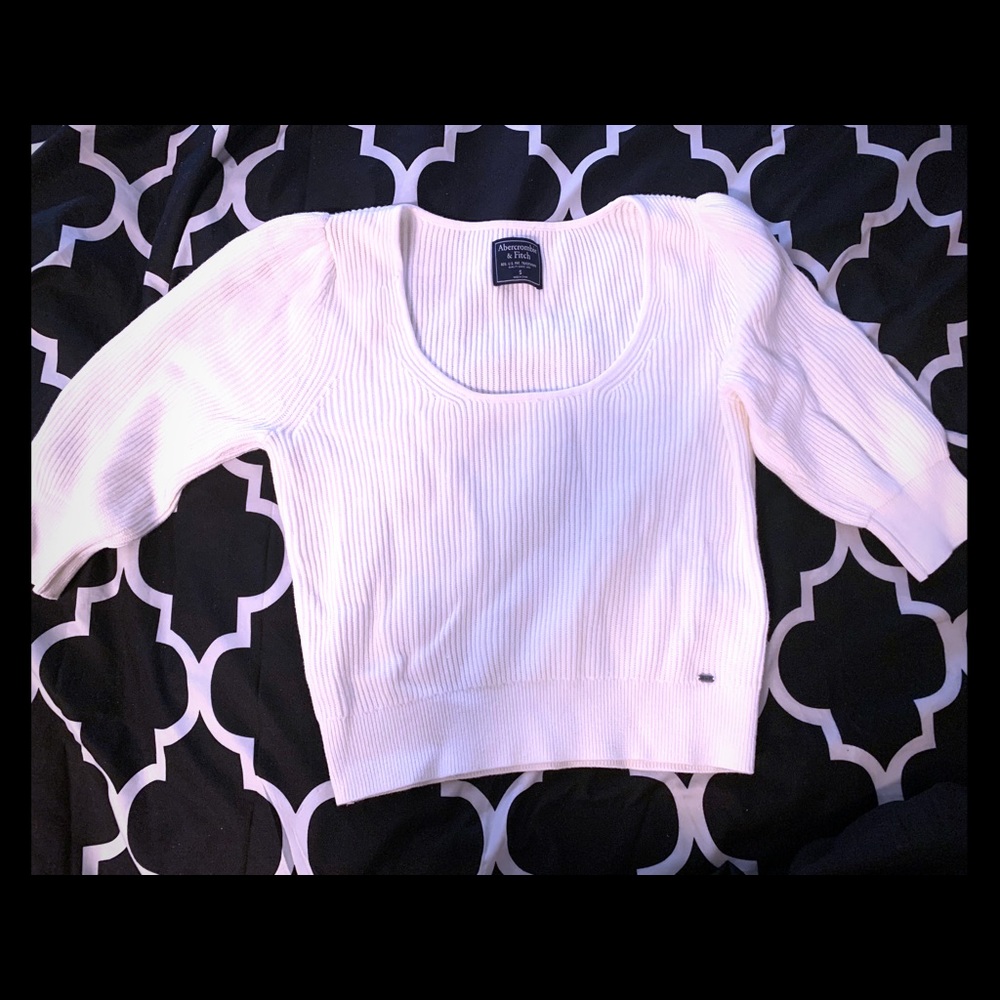 CUTE Authentic White Abercrombie Crop Knit Sweater Size S